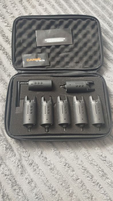 Сигналкі працюють. Є корабель