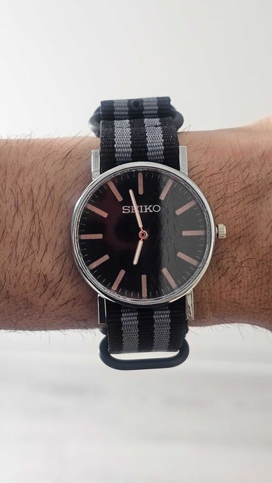 Reloj S Mod Quartz Preto e Rosa Dourado