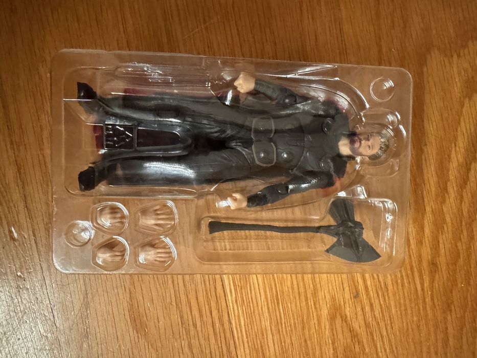 Sh figurarts thor (com caixa)