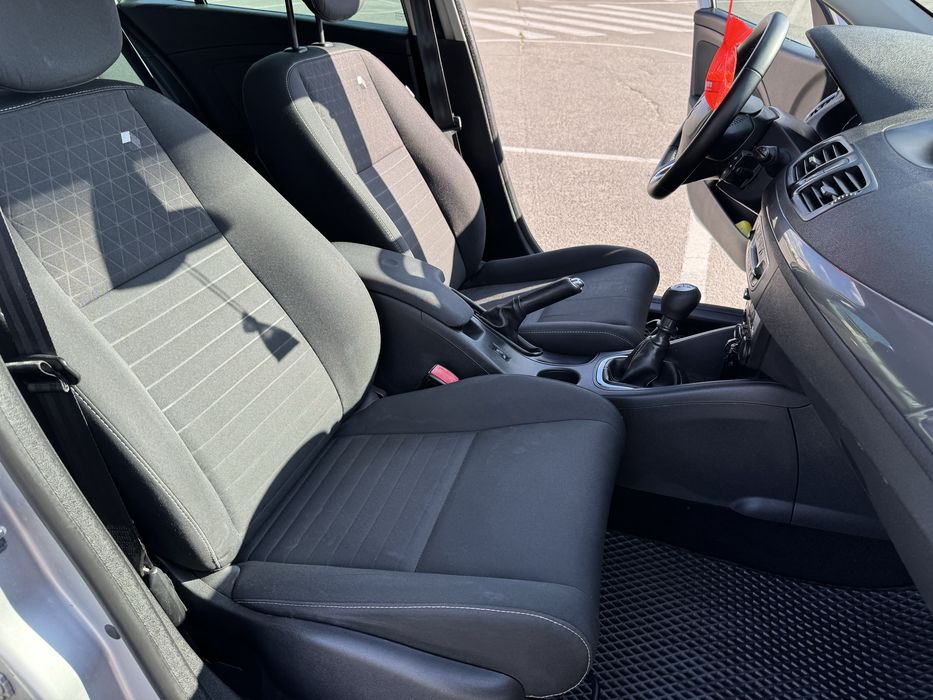 RENAULT megane 3  2015р