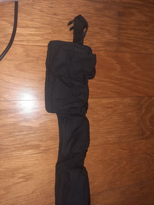 Bolsa de cintura com 5 bolsos