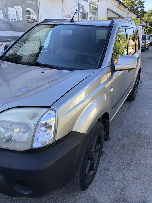 Продам Nissan X-Trail 2002 року.