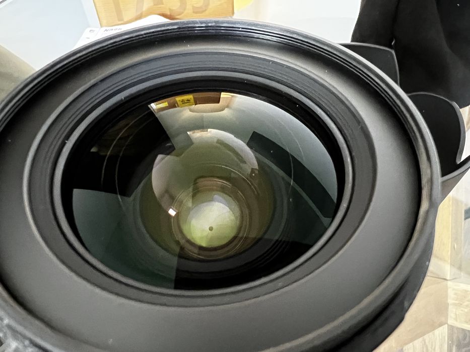 Nikon AF-S DX 17-55mm f/2.8G IF-ED — Como nova