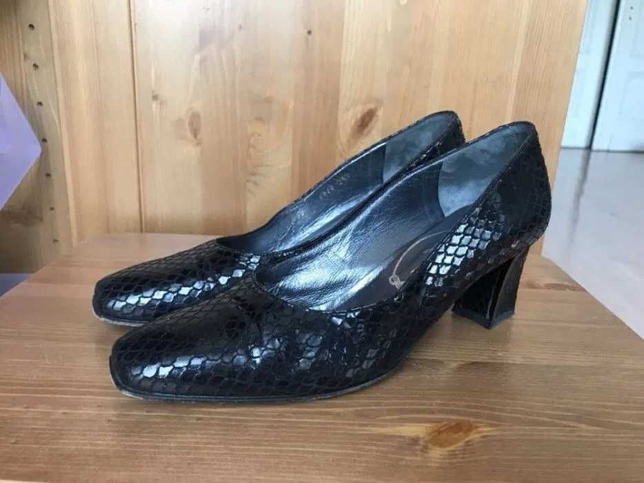 Mannori czarne skórzane wężowa skora naturalna obcasy 36 36,5