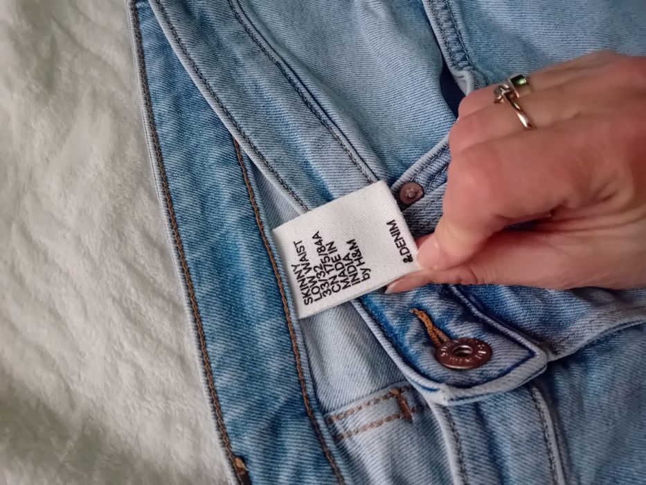 #H&M spodnie jeansowe niebieskie skinny L