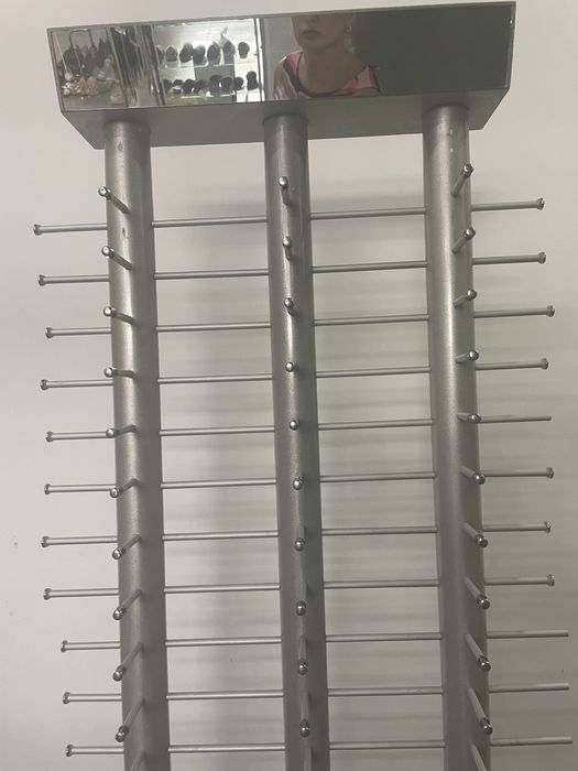 Подставка под очки