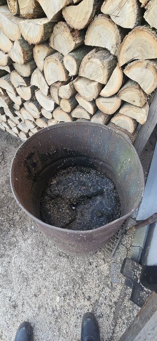 Lepik smoła na gorąco