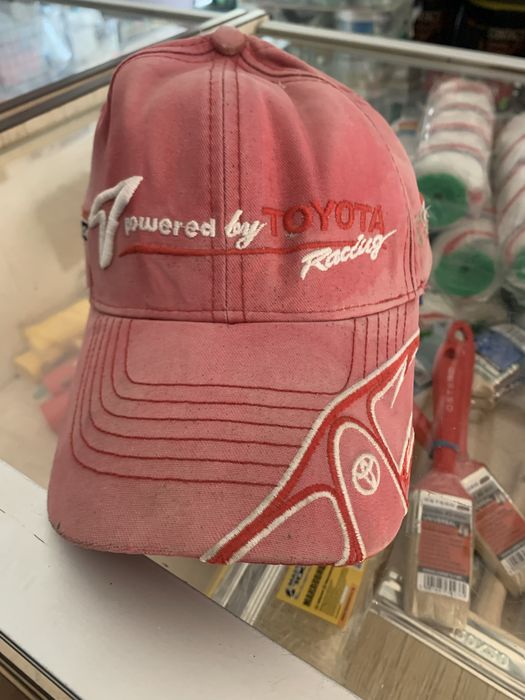 Кепка фирменая Toyota