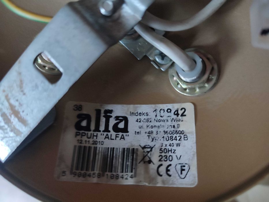 Żyrandol Lampa sufitowa , 3 x40W, klosze w kształcie kwiatu