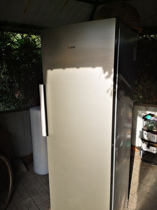 Морозильна камера Атлант M-7606-540-N