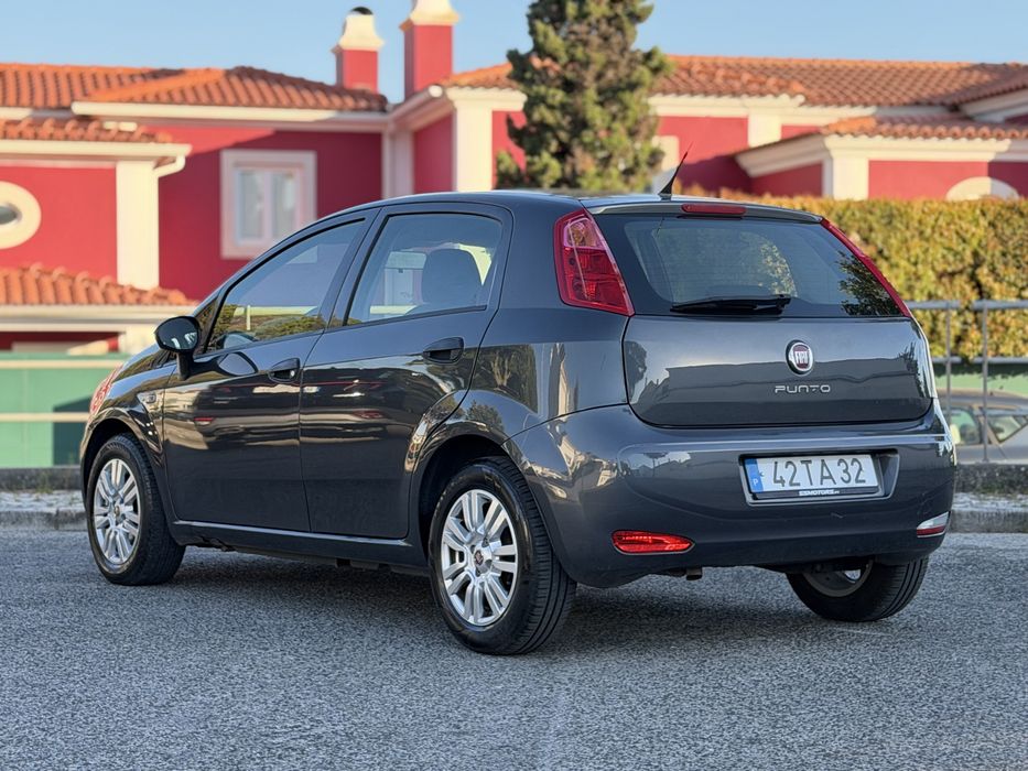 Fiat Punto 1.2 - 130.000km - 2017 - Garantia 18 meses