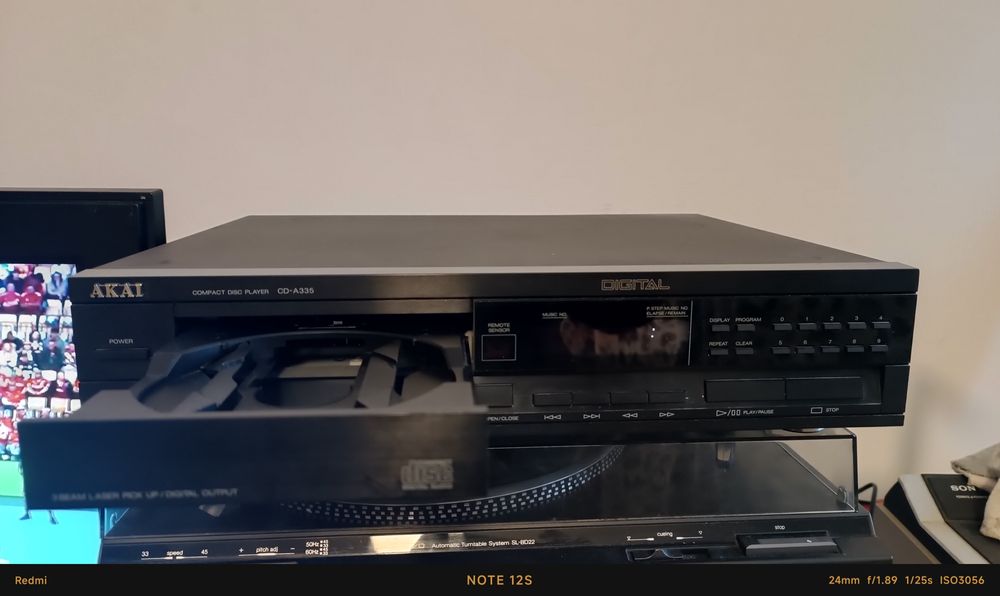 Leitor de CD Akai CD-A335 | Vintage Hi-Fi | Excelente Estado