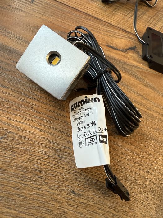 Zestaw 3x klips LED ZETA3S do szyb półek+zasilacz Furnika