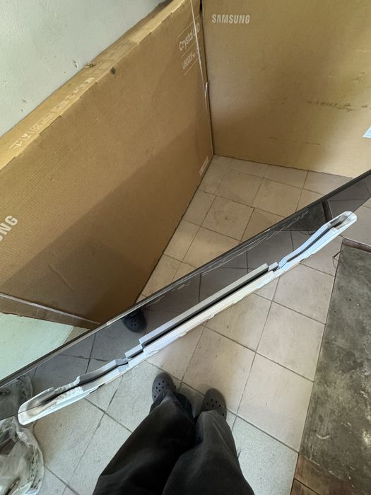 Телевізори Samsung Crystal UHD U8000F 65дюймів