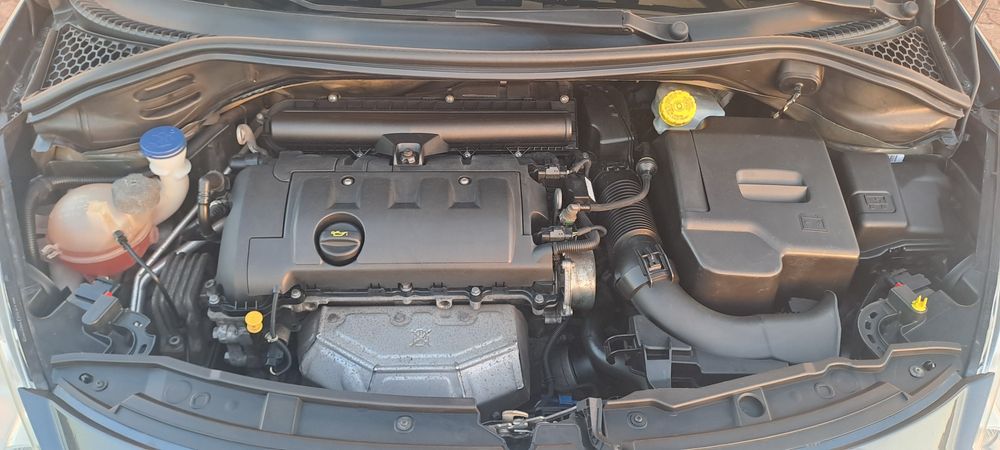 207 Gasolina 2010 35.000 kms!