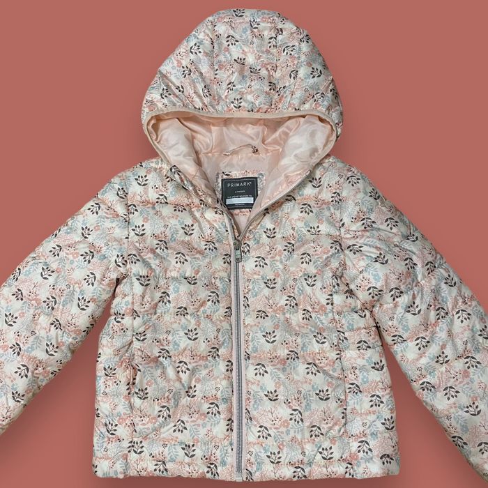 Casado Acolchoado Floral c/ Capuz Menina 6/7 anos