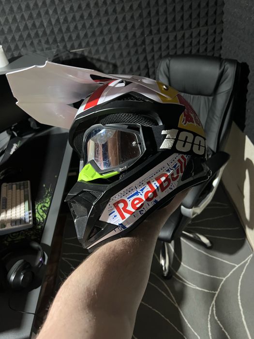 Шолом для мотоцикла кросовий