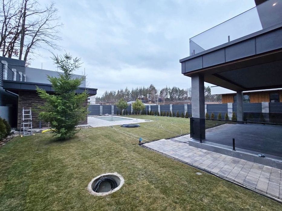 Будинок 280 м2 басейн сауна гараж  2 авто с. Ходосівка поруч Лісники