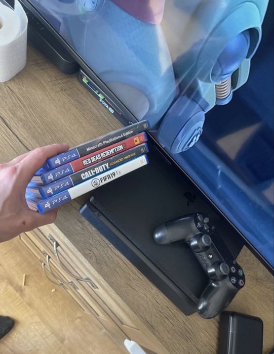 Ps4 plus gry  stan bdb