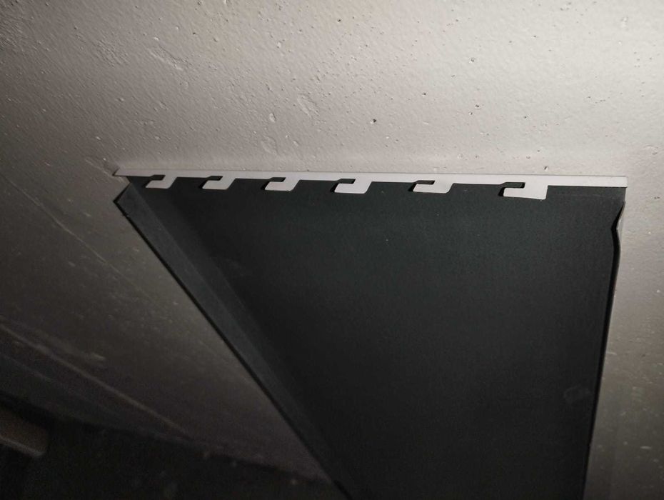 Lote de Costas de Prateleiras ou expositor - 34 unidades