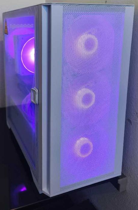 PC Gaming (Ryzen 5600X • 16GB RAM • RX6750 XT)