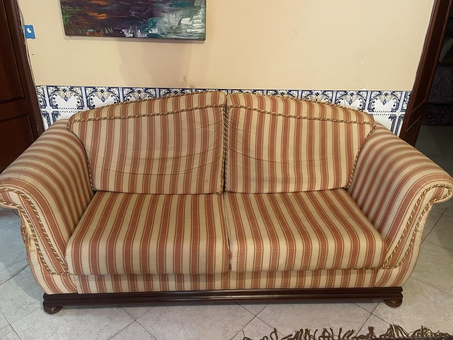 Sofa para venda disponivel