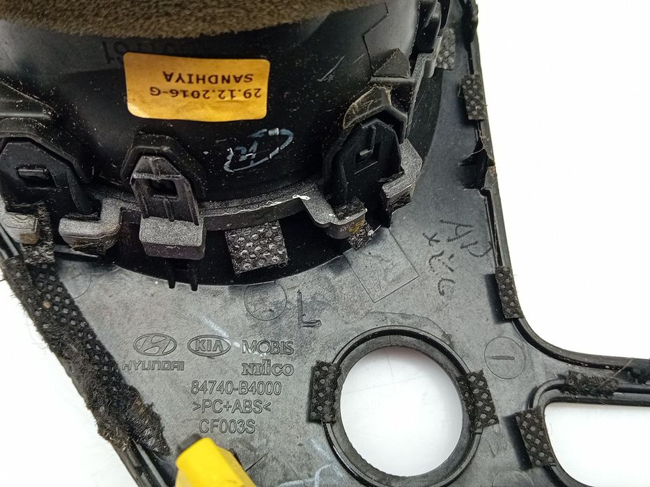Moldura da consola central / rádio / aro HYUNDAI i10 (BA, IA)