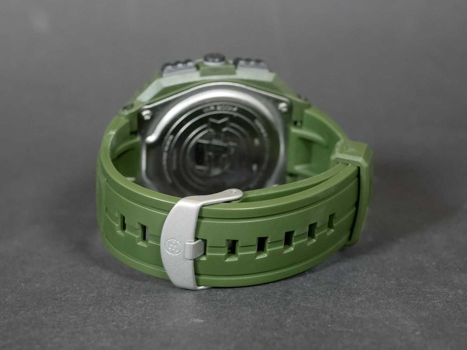 Timex Tw4B24100 Expedition Shock с вибро сигналом