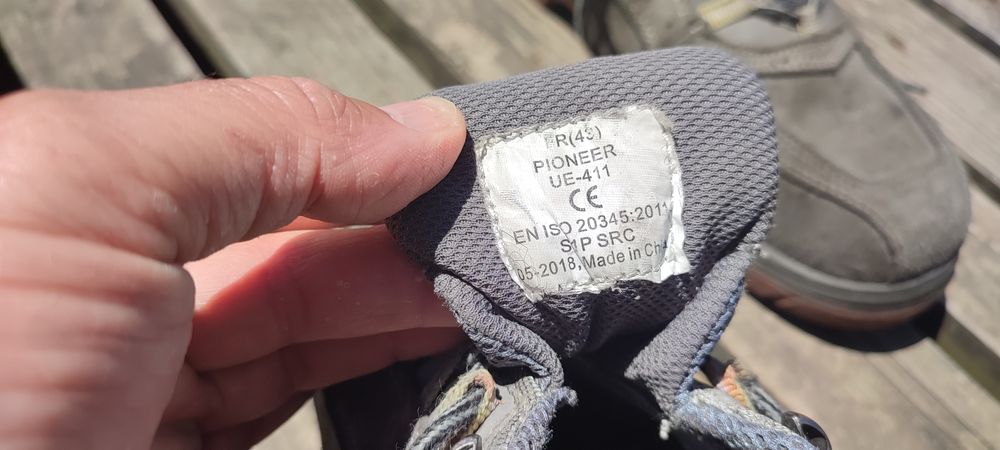 Sapato de Segurança Pioneer Biqueira Aço resistente ácido e olio