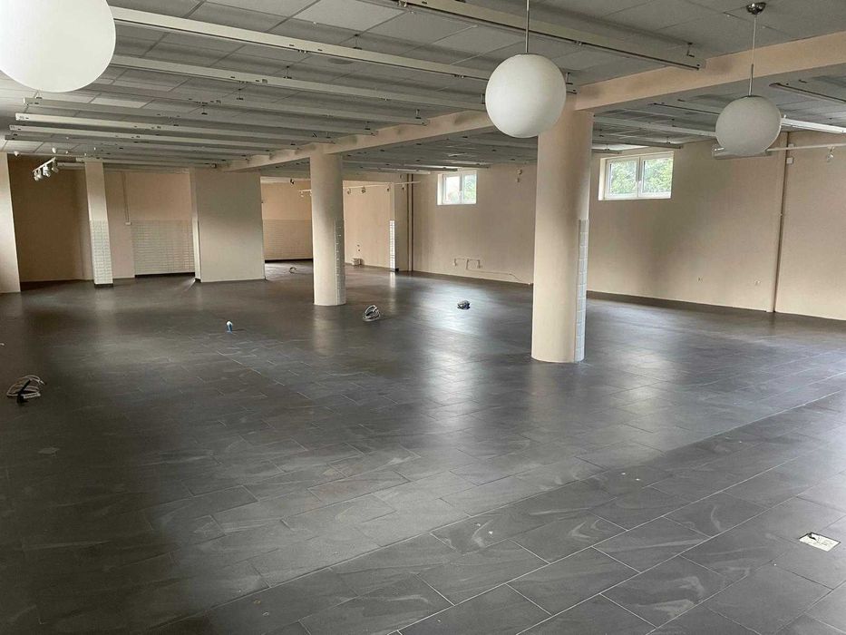 Budynek Handlowo- Usługowy  Do Wynajęcia Parter 340m2