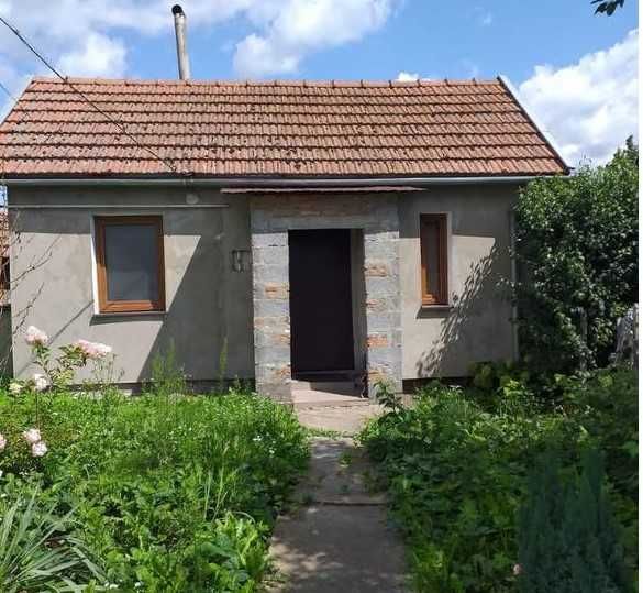 Продаж будинку в селі Конюшки