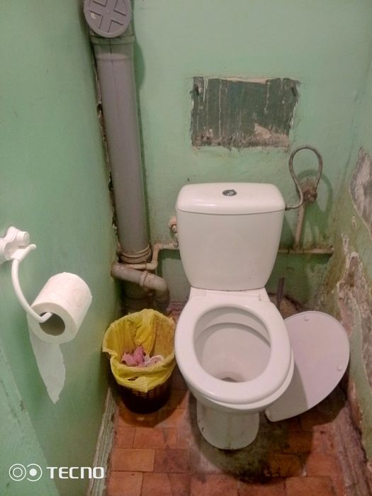 Продам кімнату у комунальній квартирі вул.Старокозацька, буд.14