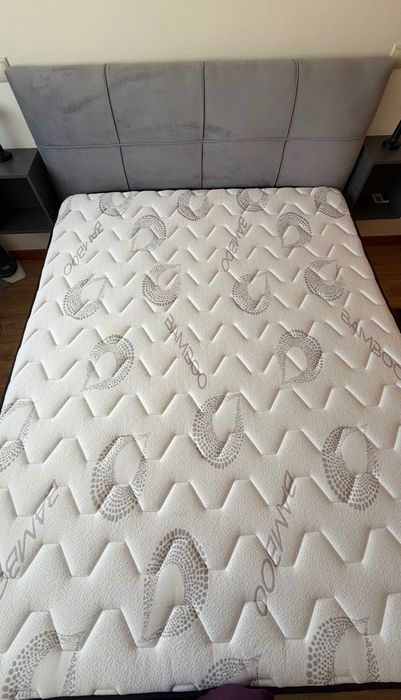 cama queen baú com cabeceira e colchão seminovos