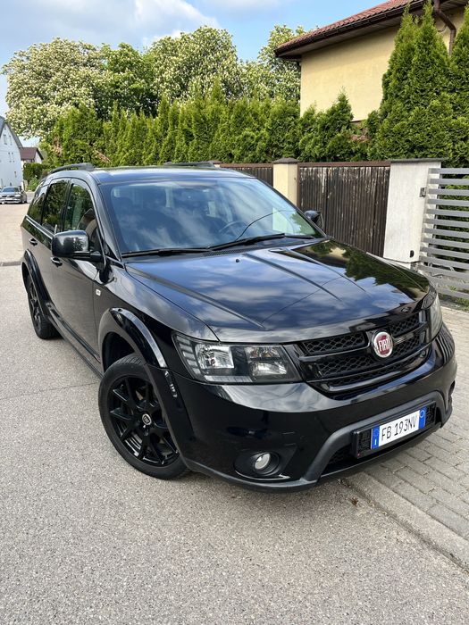Fiat Freemont Black code Bezwypadkowy 11.2015 4x4 felga 19’ alpine kamera,7miejsc 187tys km