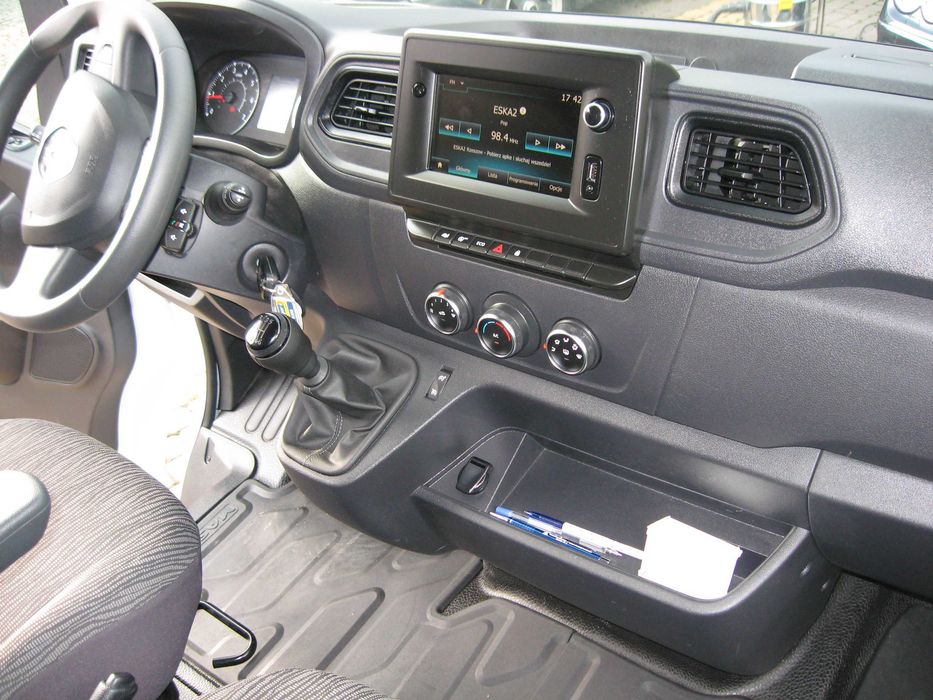 Renault Master Kontener przebieg 12.000 tys.km. nówka