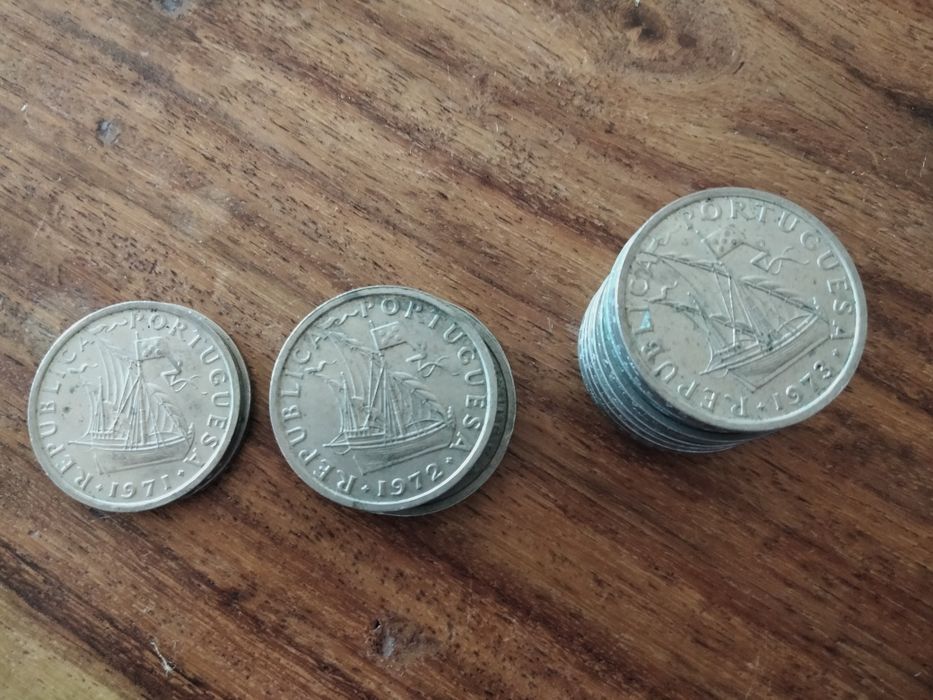 Lote de 36 moedas de 10 escudos