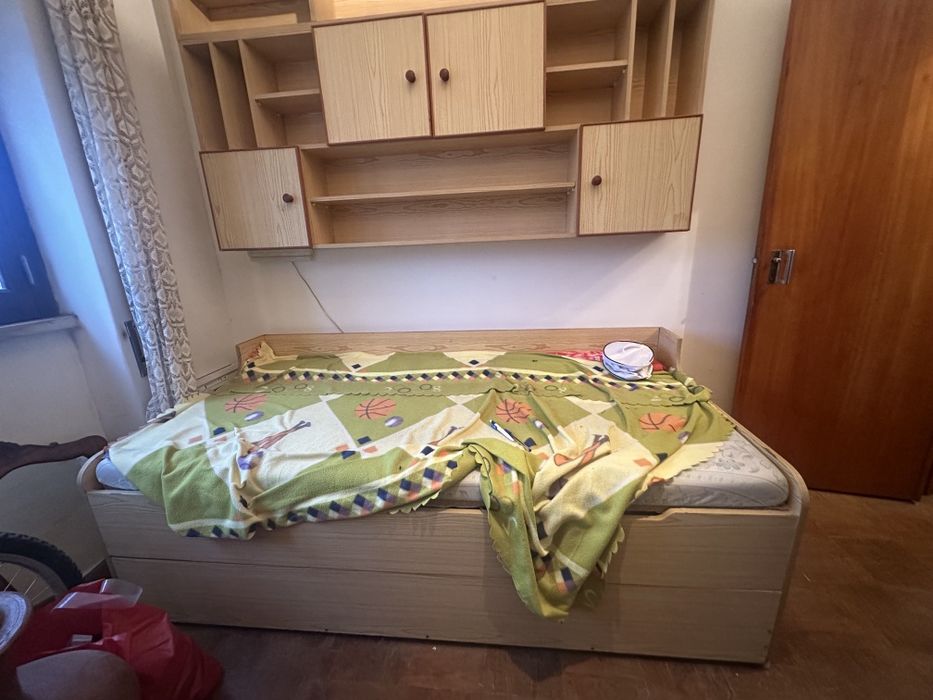 Quarto completo | cama, estante, secretária