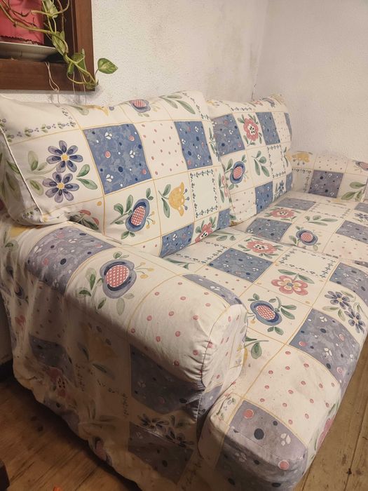 Sofá-cama 3 lugares em bege em ótimo estado | Inclui 3 capas