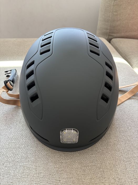 Capacete com luz OLSSON Urban Light