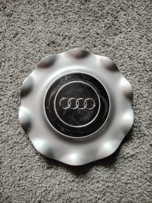 Dekielki alufelgi Audi 80 oryginał 4A0.601.165B na sztuki 893601165C