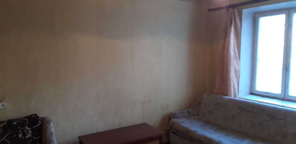 Продам свою 1-к гостинку Одесская