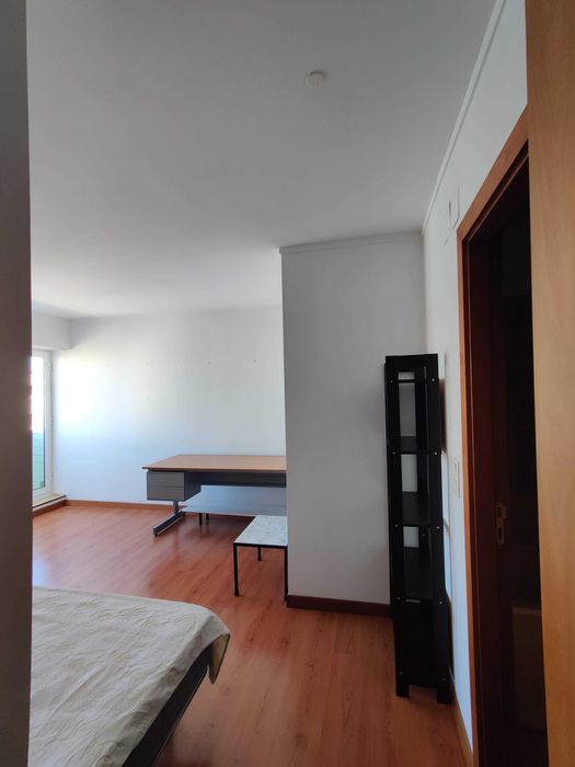 Suite individual com WC privativo na Alta de Lisboa 450€ Estudantes