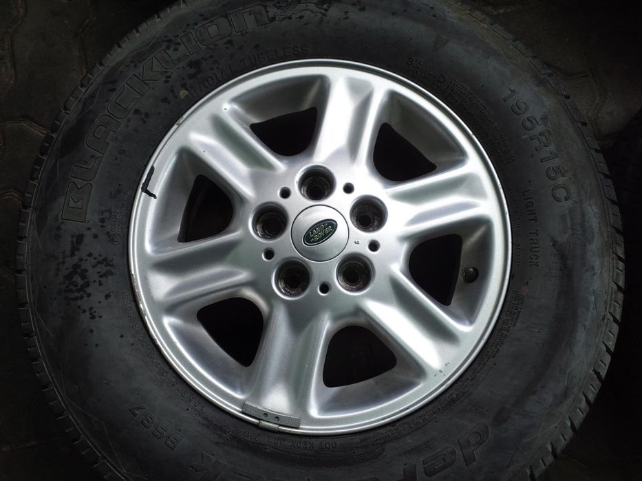 Jantes Land Rover R15 Com Pneus 195/15C Furação 5X114.3
