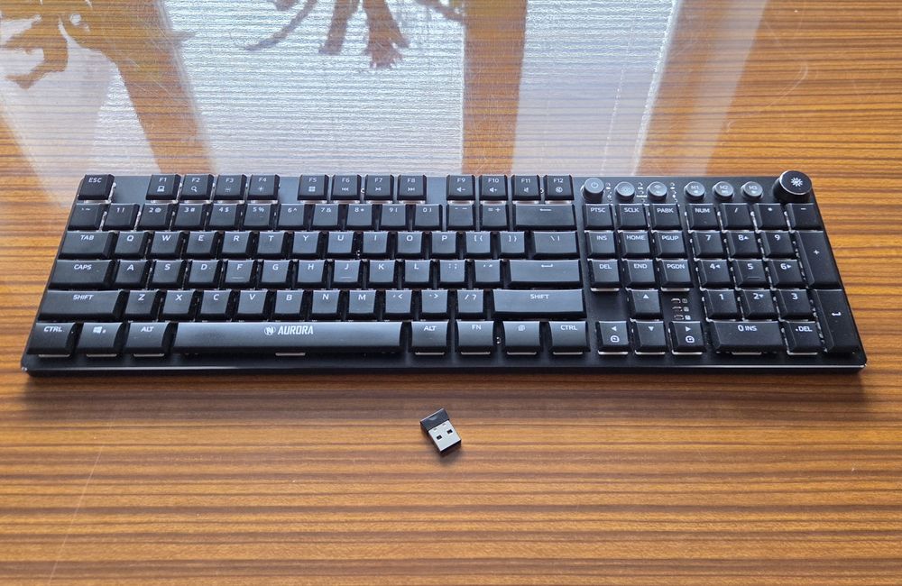 Bezprzewodowa klawiatura mechaniczna iBox Aurora K6 Bluetooth RGB