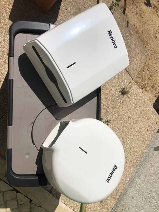 Dispensadores de papel (RENOVA)