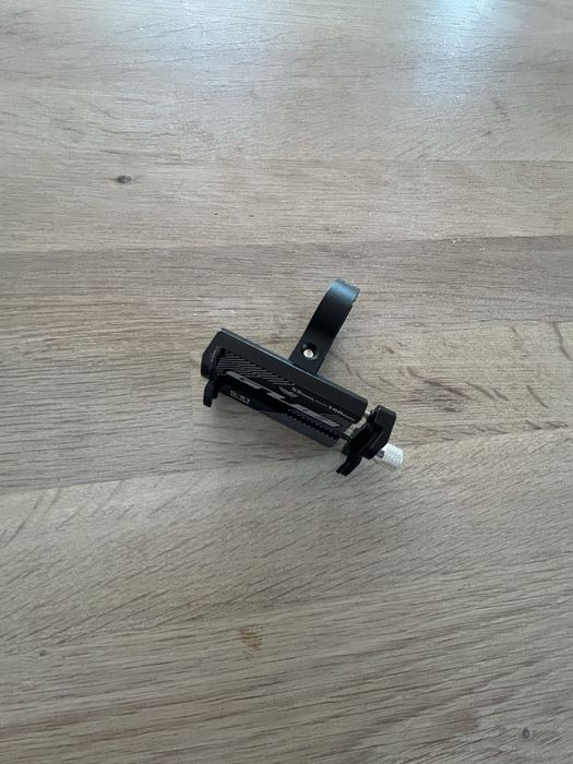 Uchwyt na telefon regulowany aluminium