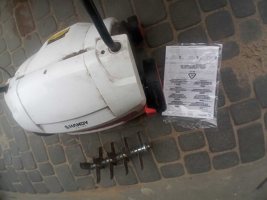 Wertykulator aerator