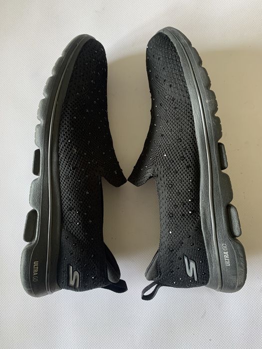 Мокасини skechers ultra go р.39 чорні зі стразами кросівки тапочки балетки туфлі жіночі