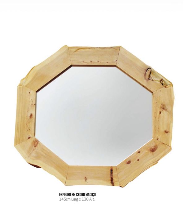 Espelho Grande com Moldura em Cedro Maciço – 145 x 130 cm