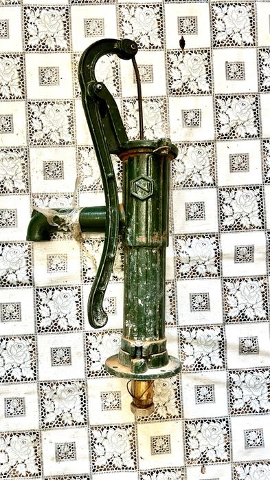 Колонка маленька (ручна) для скважини